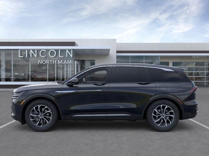 new 2025 Lincoln Nautilus car, priced at $50,360