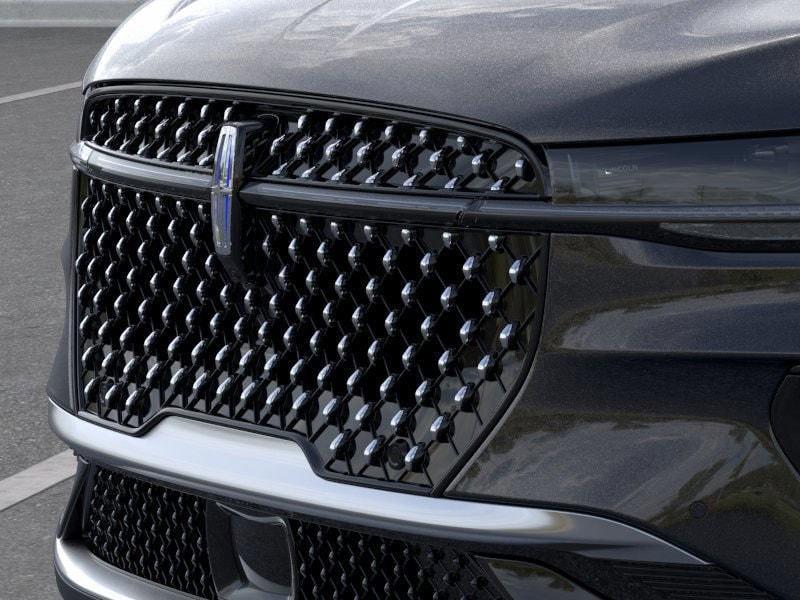 new 2025 Lincoln Nautilus car, priced at $50,360