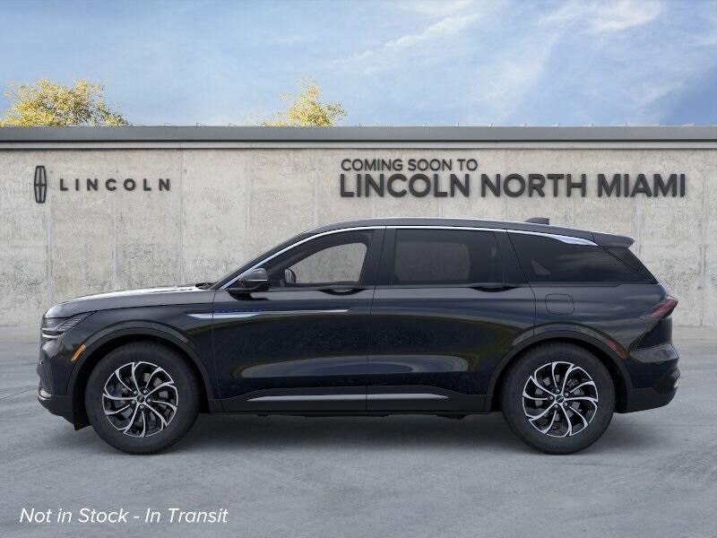 new 2025 Lincoln Nautilus car, priced at $52,976
