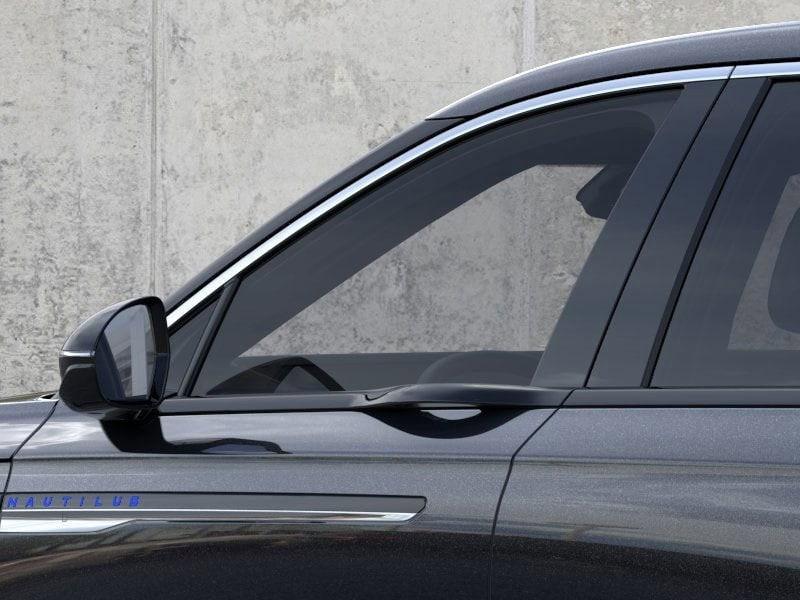 new 2025 Lincoln Nautilus car, priced at $52,976