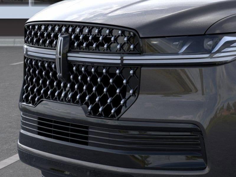 new 2025 Lincoln Navigator car, priced at $120,735