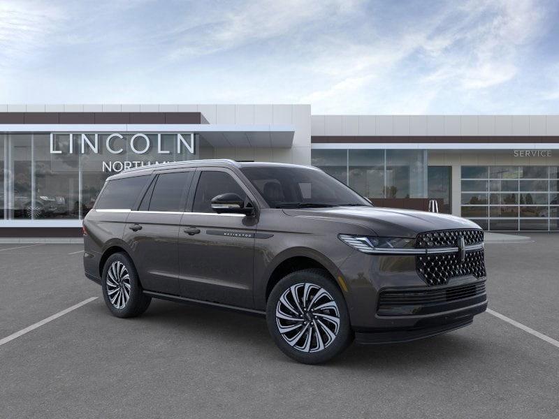 new 2025 Lincoln Navigator car, priced at $120,735