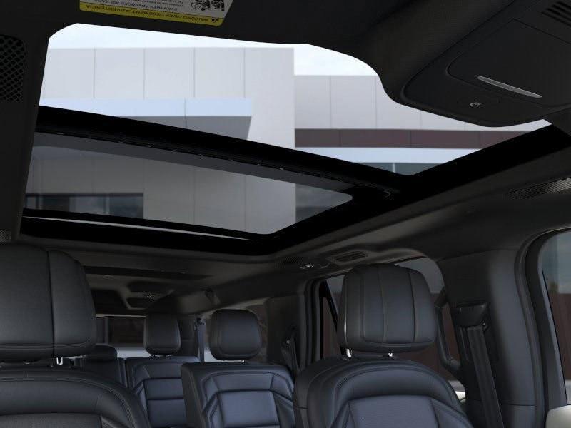 new 2025 Lincoln Navigator L car, priced at $108,730