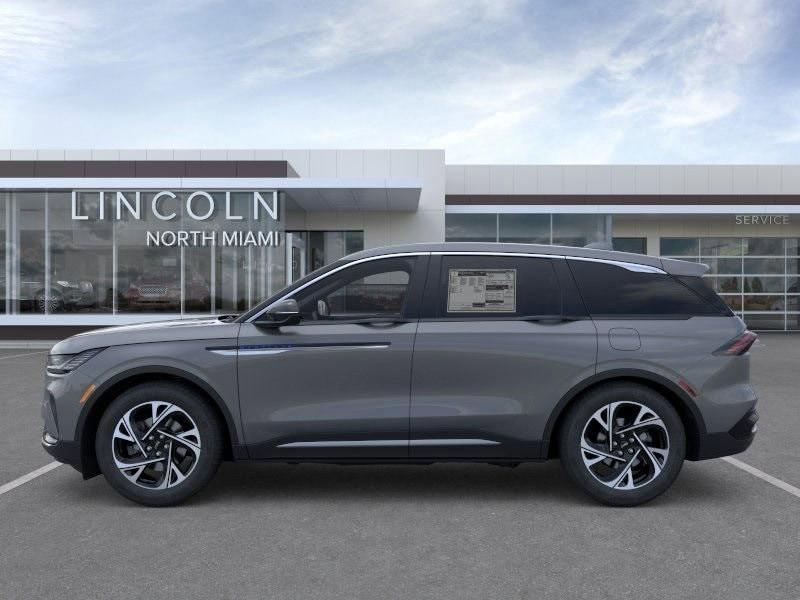 new 2025 Lincoln Nautilus car, priced at $56,914