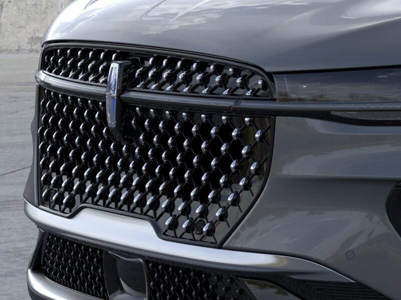 new 2025 Lincoln Nautilus car, priced at $54,446