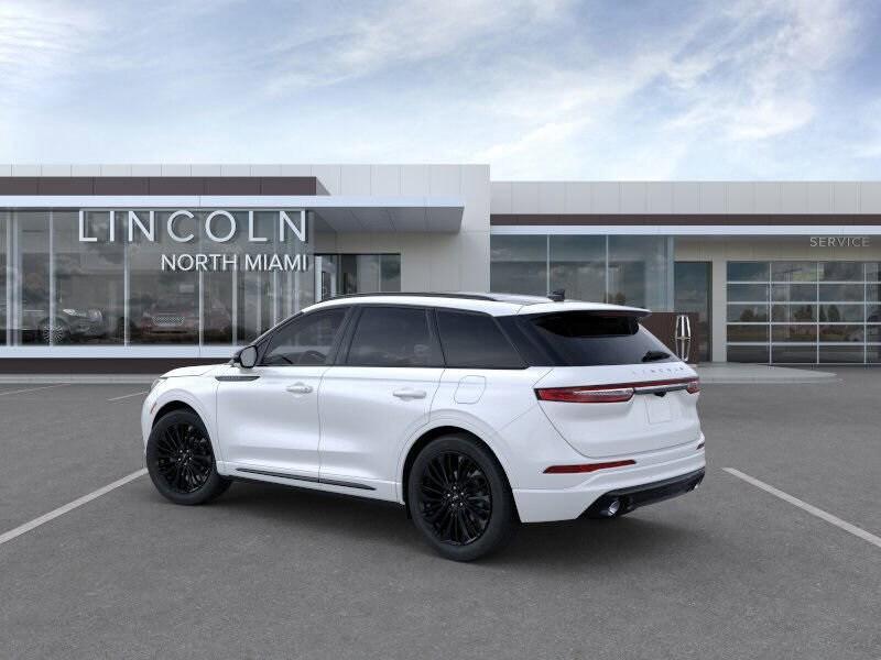 new 2025 Lincoln Corsair car, priced at $47,204