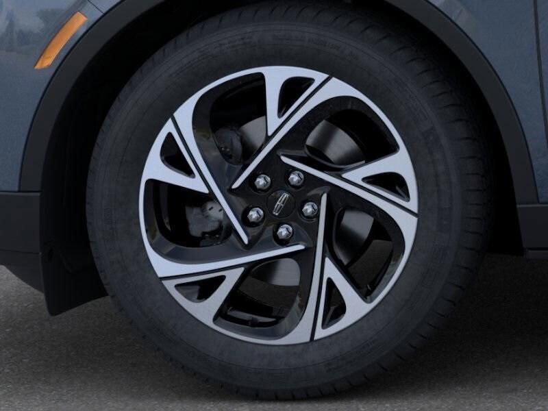 new 2025 Lincoln Nautilus car, priced at $55,875