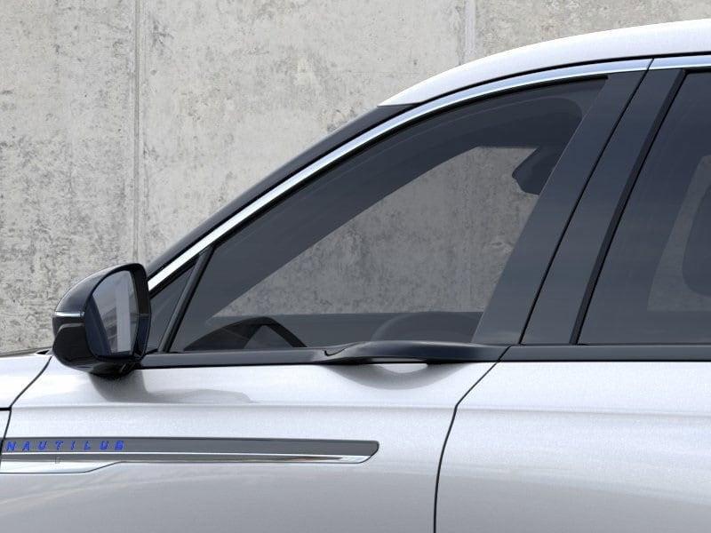 new 2025 Lincoln Nautilus car, priced at $52,976
