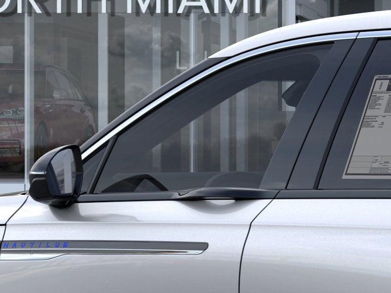 new 2025 Lincoln Nautilus car, priced at $55,234