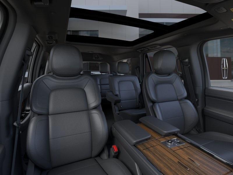 new 2024 Lincoln Navigator car, priced at $84,905