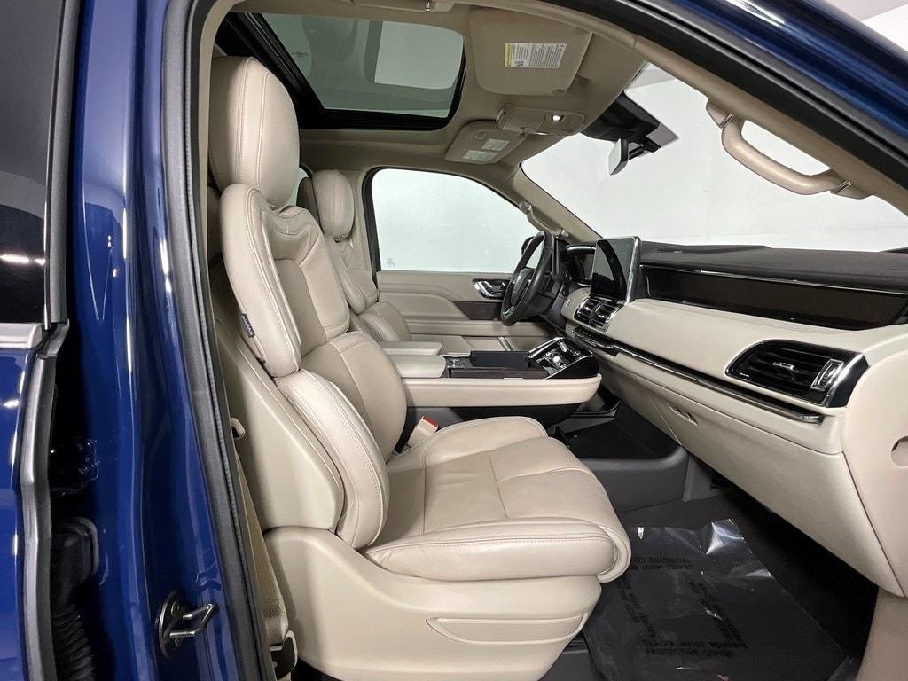 used 2019 Lincoln Navigator car, priced at $39,991