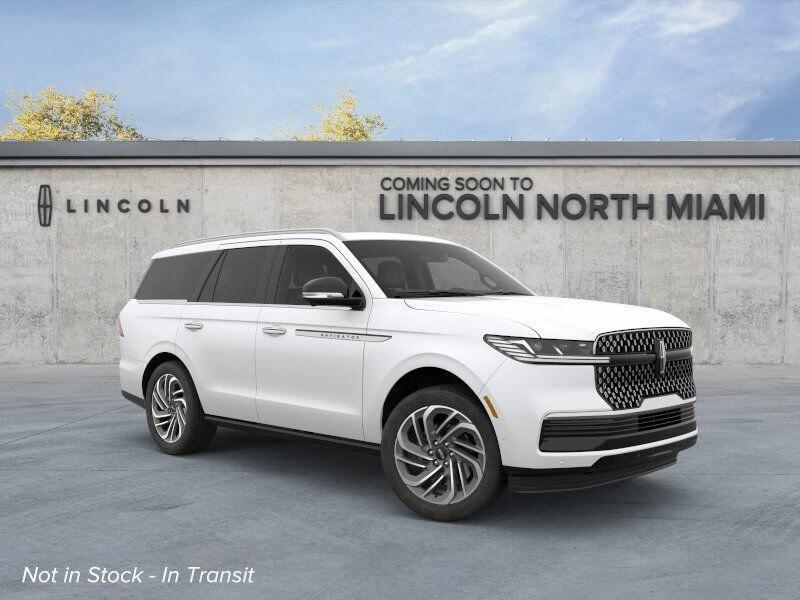 new 2025 Lincoln Navigator car, priced at $102,925