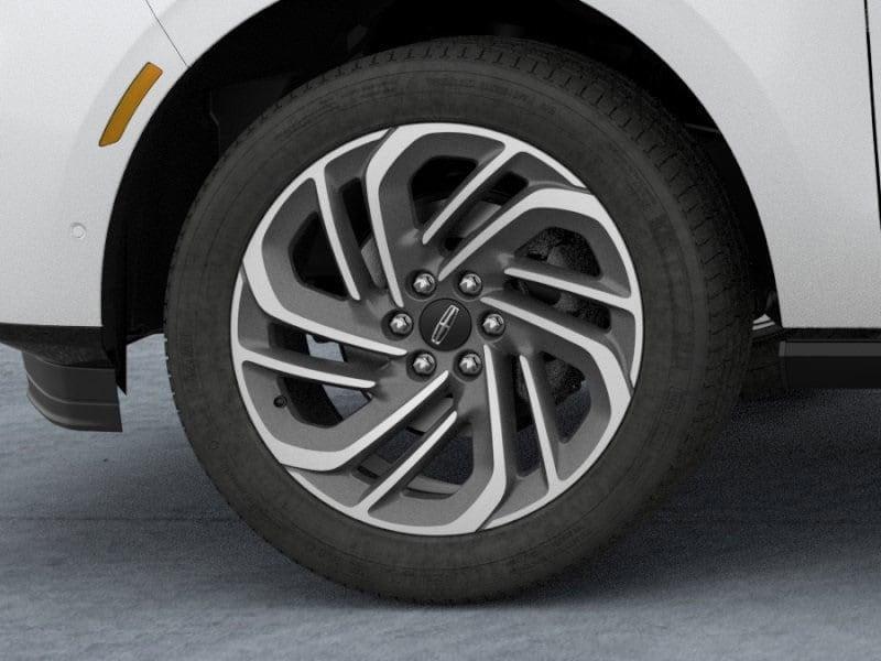 new 2025 Lincoln Navigator car, priced at $102,925