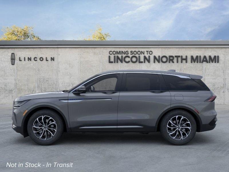 new 2025 Lincoln Nautilus car, priced at $53,606
