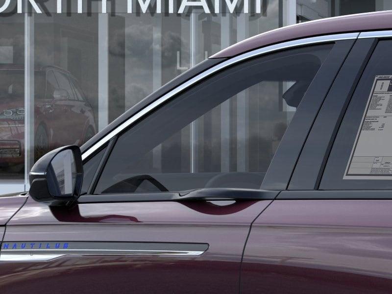 new 2025 Lincoln Nautilus car, priced at $55,954