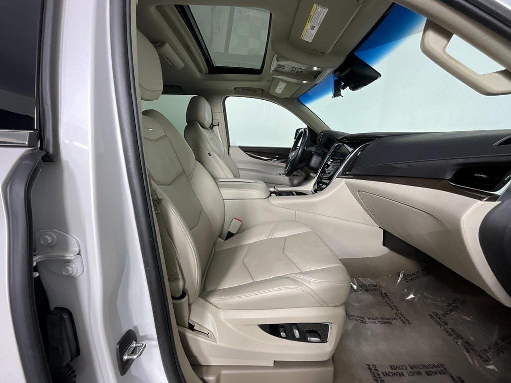 used 2018 Cadillac Escalade car, priced at $35,991
