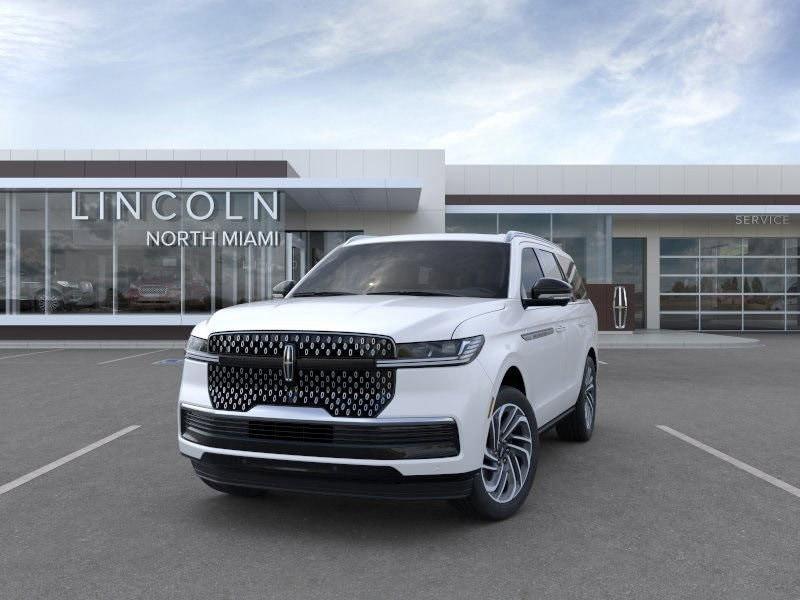 new 2025 Lincoln Navigator car, priced at $102,740