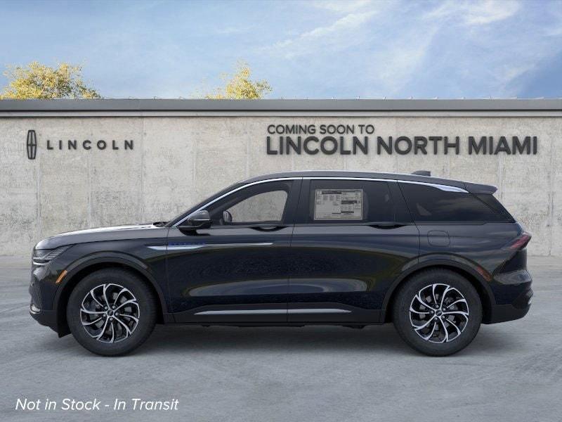 new 2025 Lincoln Nautilus car, priced at $50,254