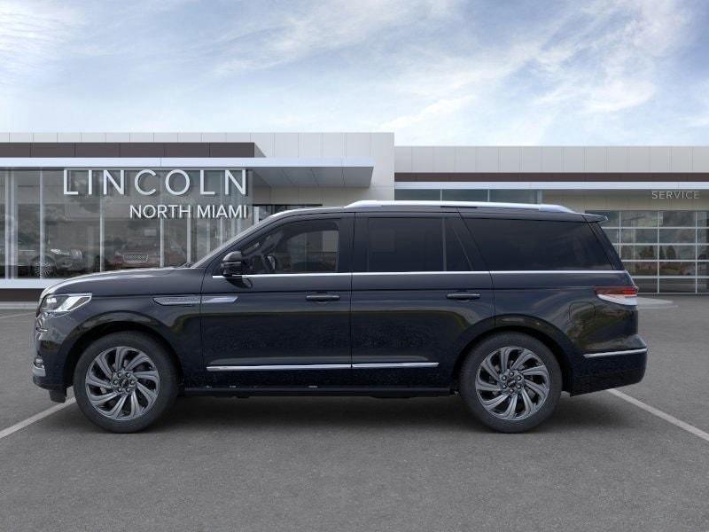 new 2024 Lincoln Navigator car, priced at $99,677