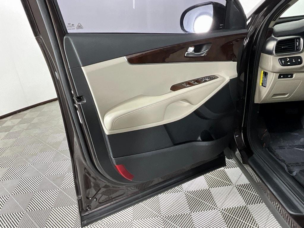 used 2017 Kia Sorento car, priced at $11,995
