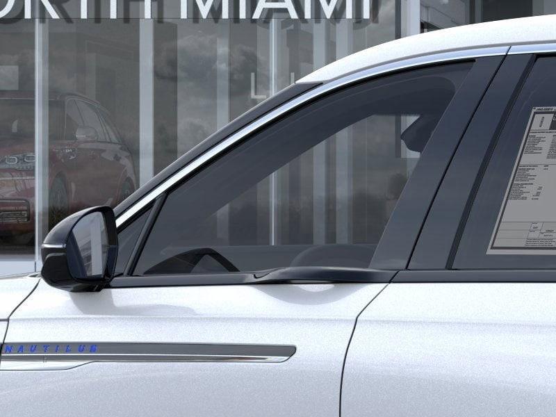 new 2025 Lincoln Nautilus car, priced at $58,580