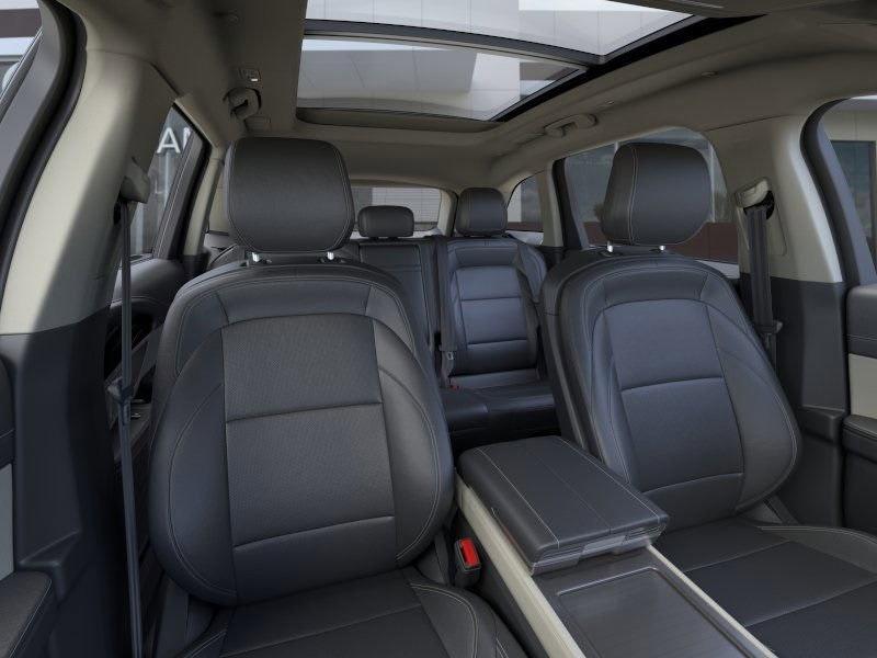 new 2025 Lincoln Nautilus car, priced at $55,010