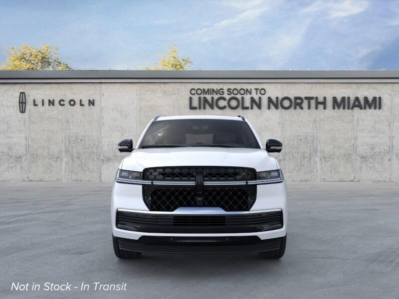 new 2025 Lincoln Navigator car