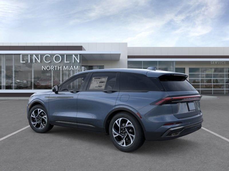 new 2025 Lincoln Nautilus car, priced at $55,906