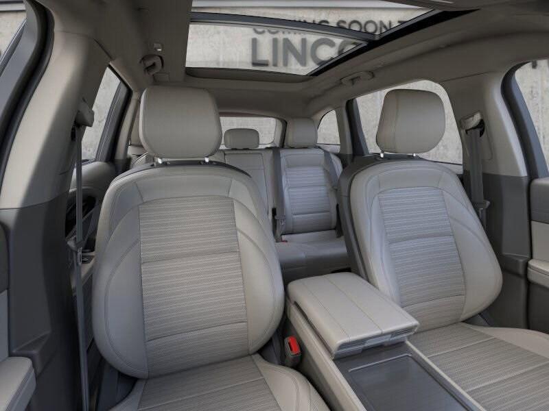 new 2025 Lincoln Nautilus car, priced at $61,429