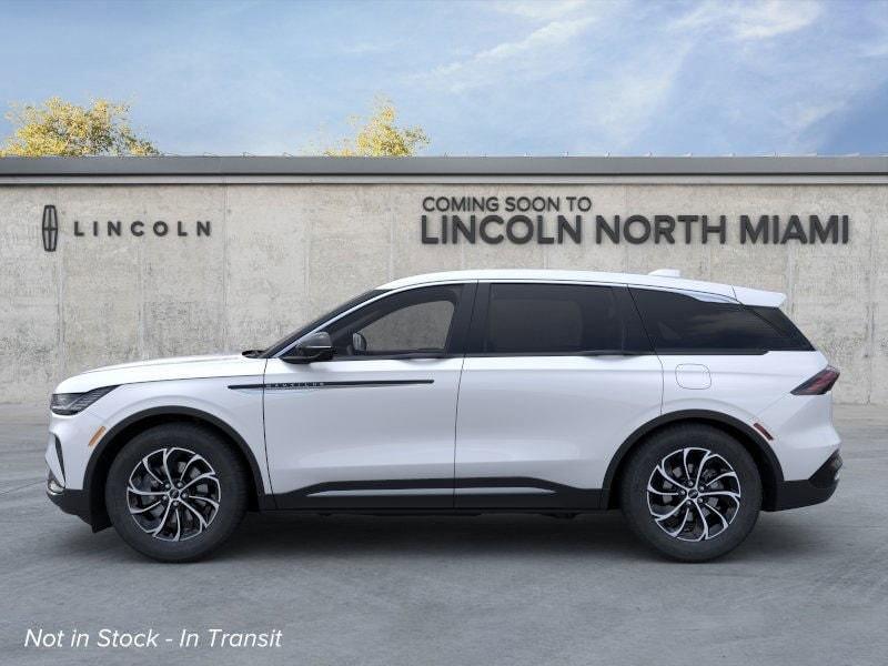 new 2025 Lincoln Nautilus car, priced at $49,204