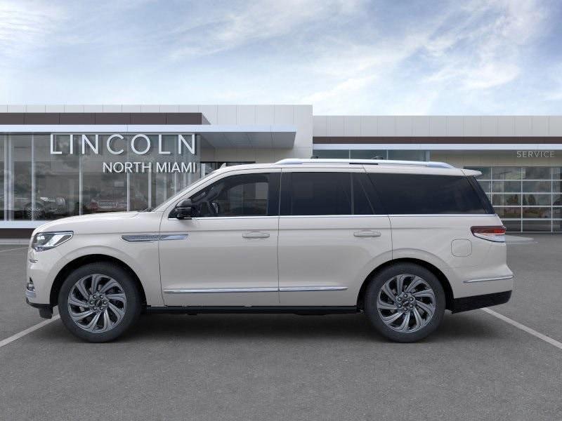 new 2024 Lincoln Navigator car, priced at $100,896