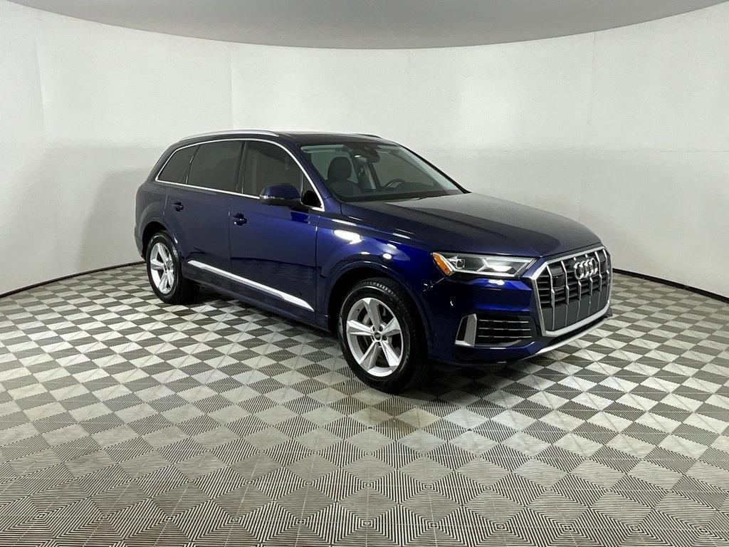 used 2023 Audi Q7 car, priced at $43,672