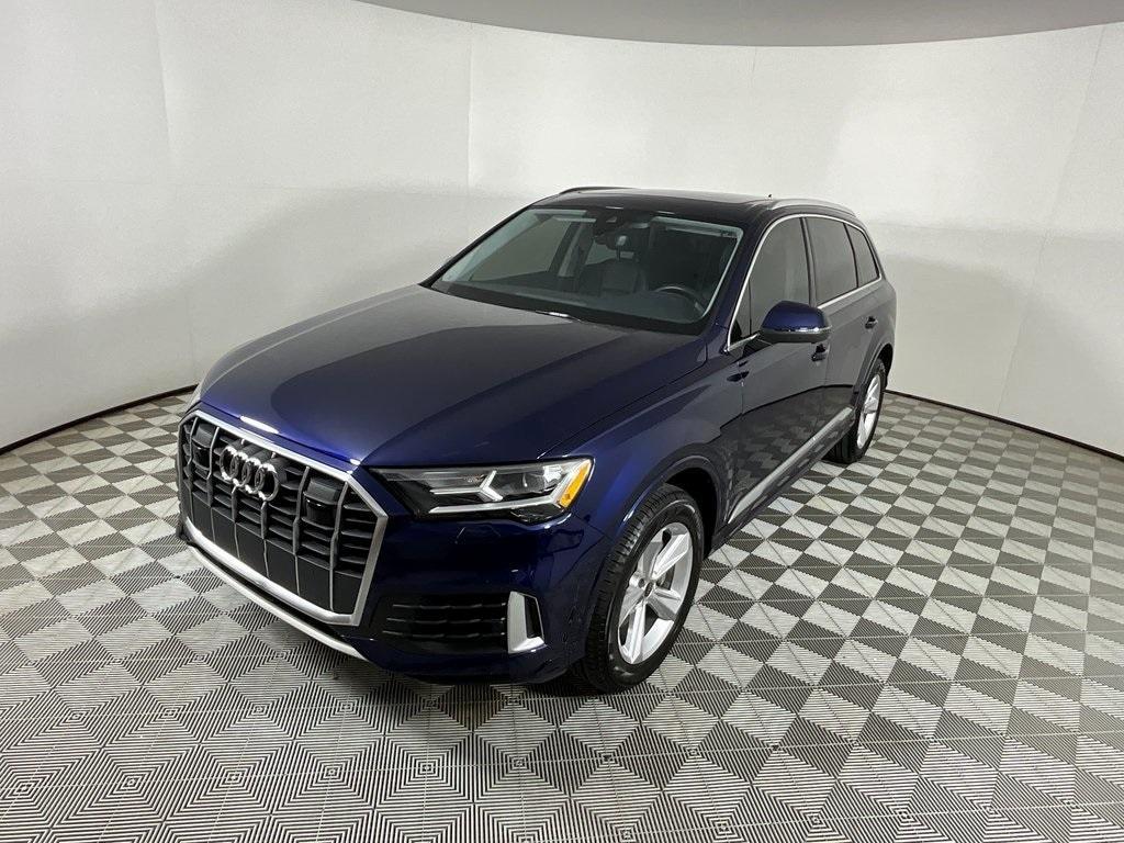 used 2023 Audi Q7 car, priced at $43,672