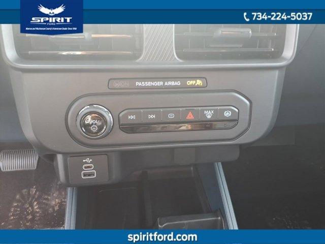 new 2025 Ford Maverick car, priced at $32,171