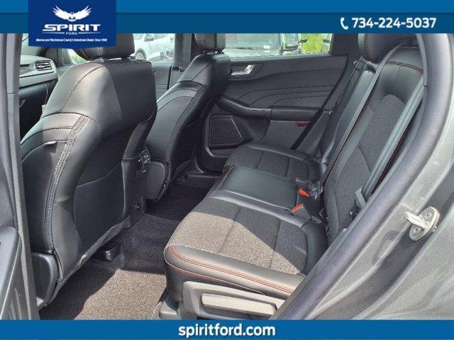 new 2025 Ford Escape car, priced at $30,628