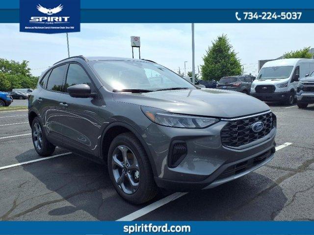new 2025 Ford Escape car, priced at $30,628