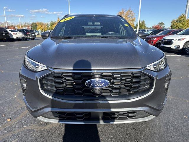used 2023 Ford Escape car, priced at $26,994