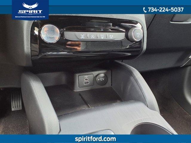 new 2025 Ford Escape car, priced at $31,100