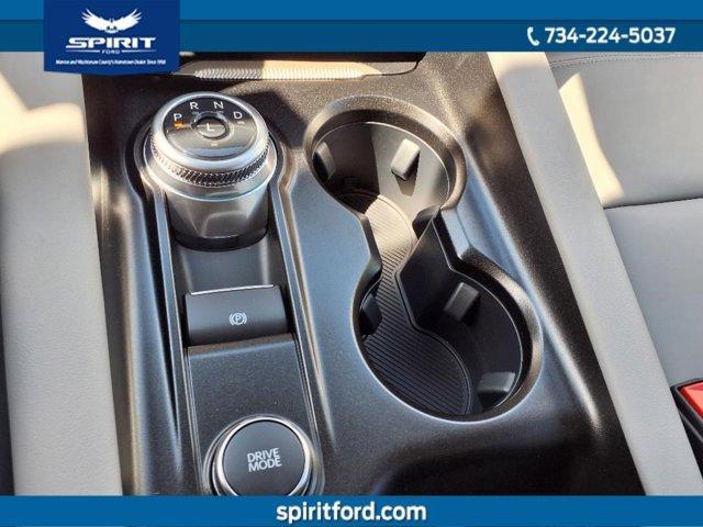 new 2025 Ford Explorer car, priced at $44,077