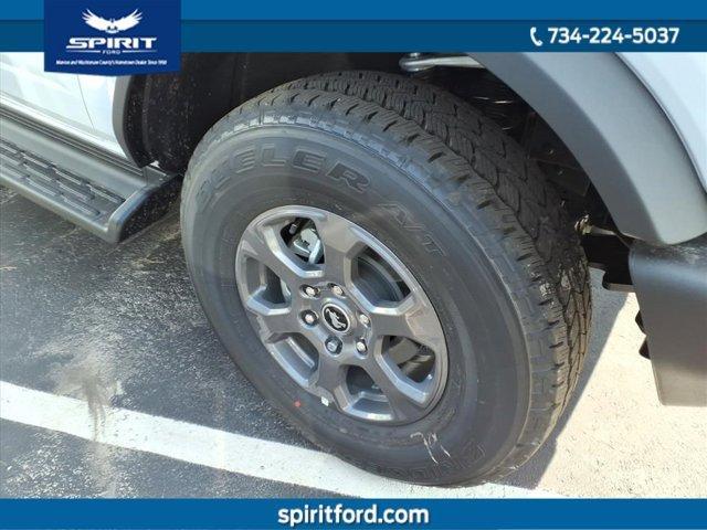 new 2025 Ford Bronco car, priced at $42,554