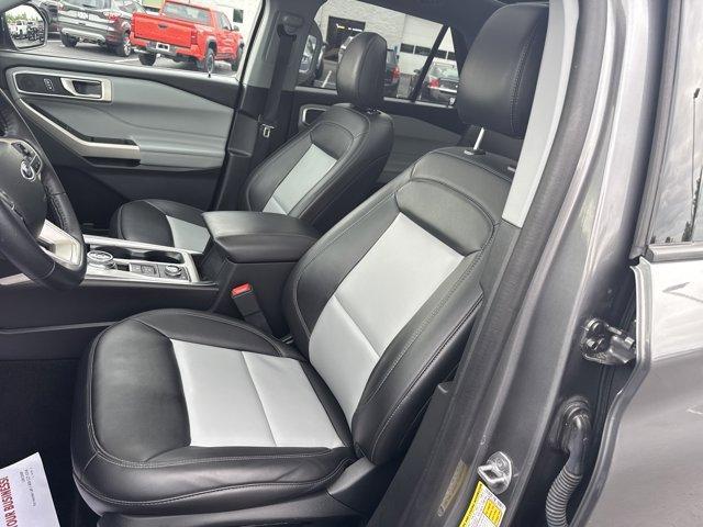 used 2023 Ford Explorer car