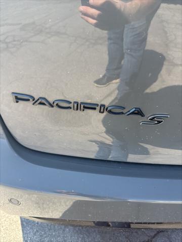 used 2020 Chrysler Pacifica car, priced at $23,999