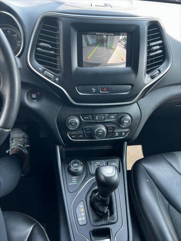 used 2019 Jeep Cherokee car, priced at $16,960