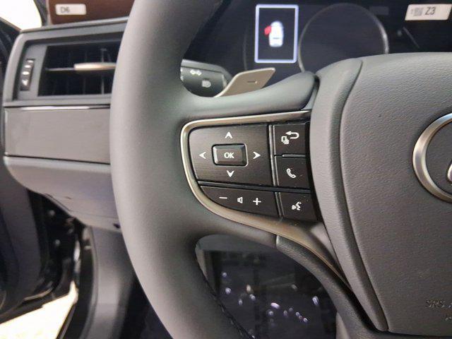 new 2025 Lexus ES 300h car, priced at $49,580
