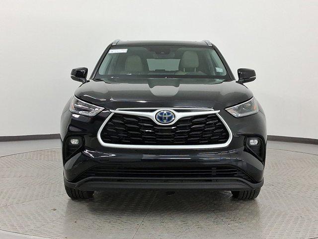 used 2021 Toyota Highlander Hybrid car, priced at $37,599