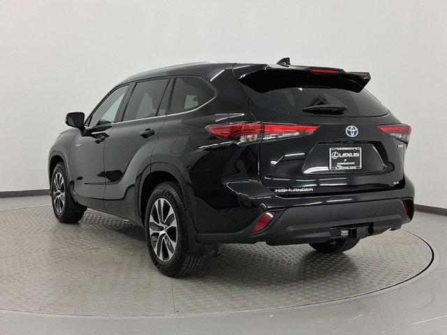 used 2021 Toyota Highlander Hybrid car, priced at $37,599