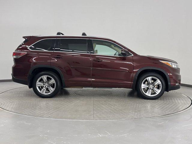 used 2015 Toyota Highlander Hybrid car, priced at $11,998