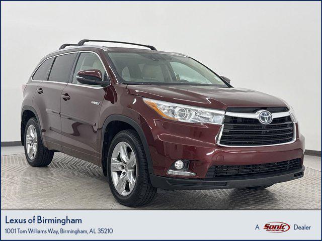 used 2015 Toyota Highlander Hybrid car, priced at $11,998