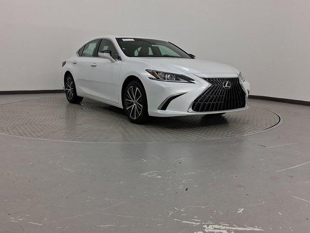 new 2025 Lexus ES 300h car, priced at $50,030