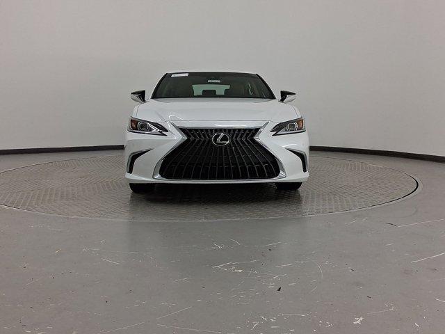 new 2025 Lexus ES 300h car, priced at $50,030